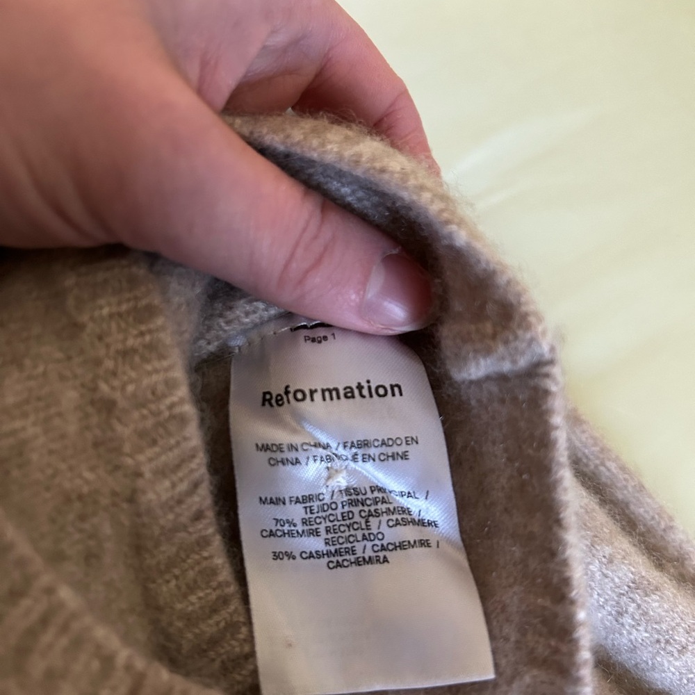 Reformation Recycled Cashmere Cardigan & Tank Set - Picture 6 of 8